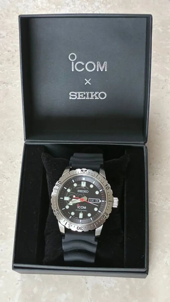 Seiko X Icom 60th Anniversary Limited Edition 200m Diver's Watch - Image 3
