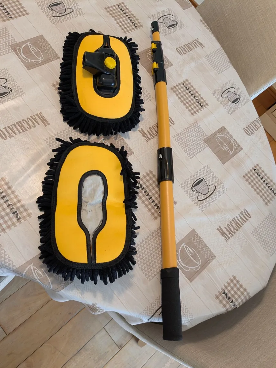 Car cleaning brush kit - Image 1