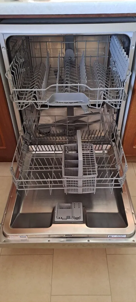 Bosch Dishwasher - Image 2