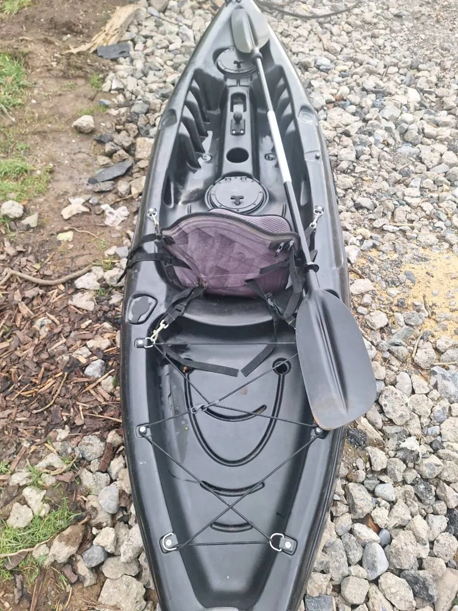 Kayak and accessories for sale - Image 4