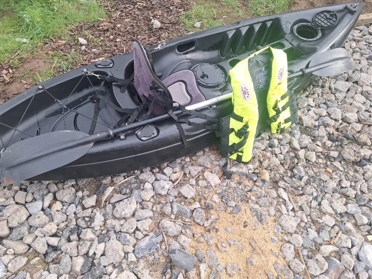 Kayak and accessories for sale - Image 1