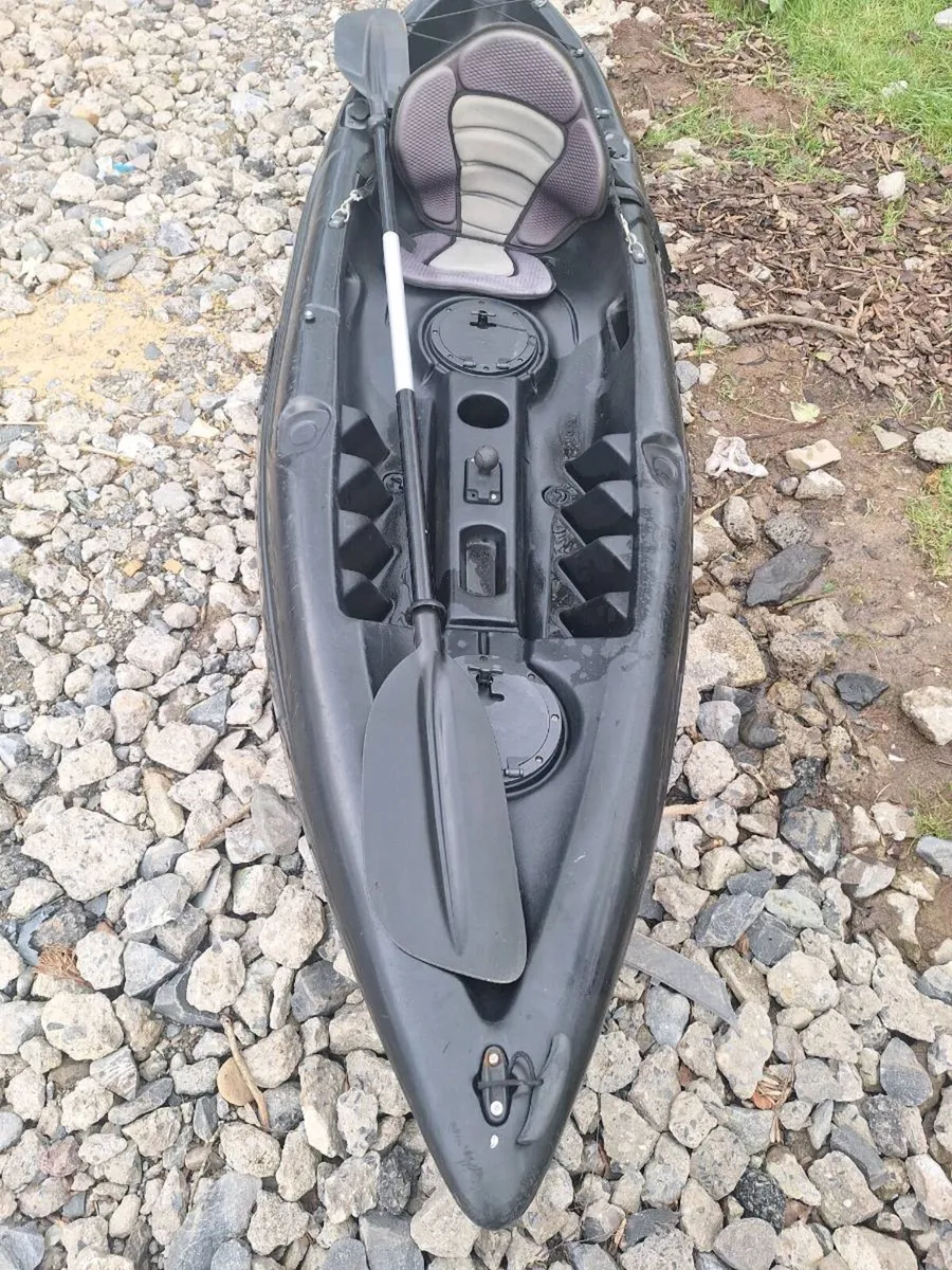 Kayak and accessories for sale - Image 3