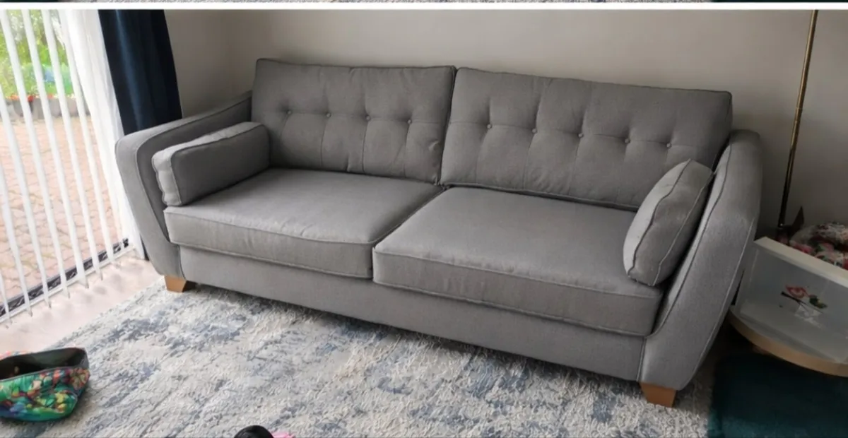 4 Seater couch - Image 4