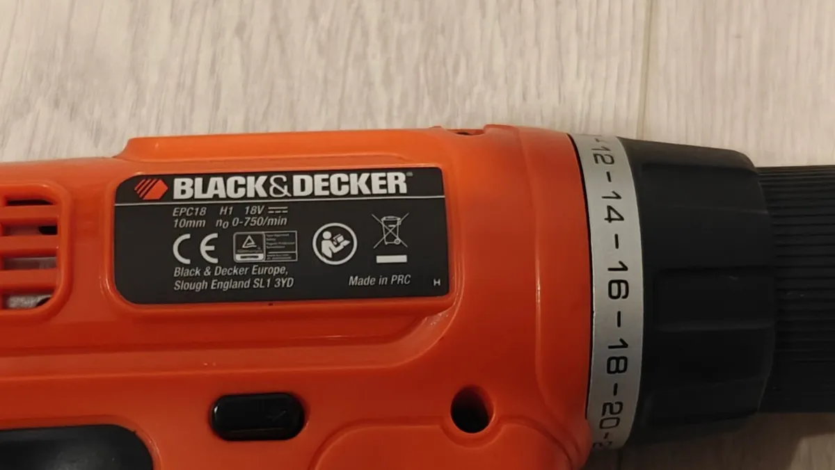 Black & Decker 18V Drill - Image 2