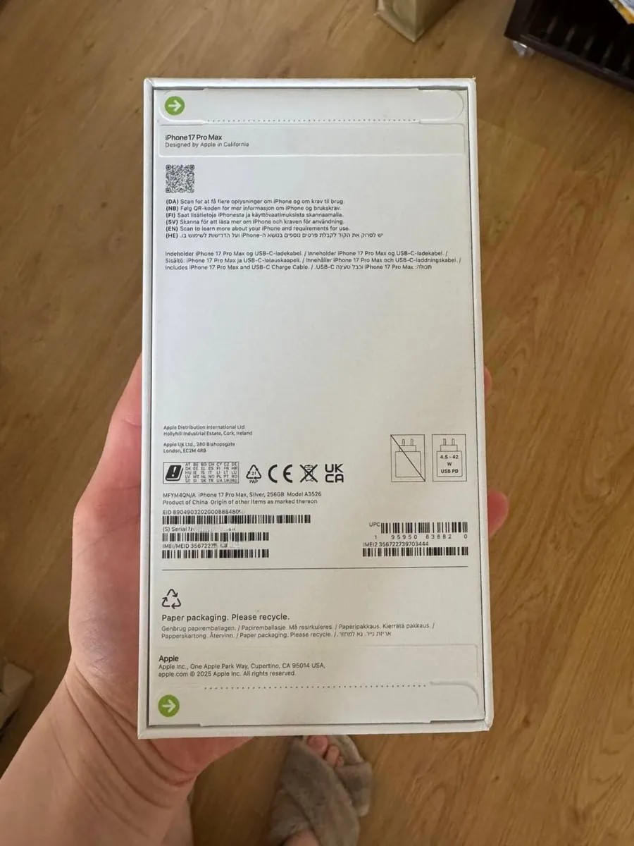 iPhone 17 pro max silver 256 gb - Image 2