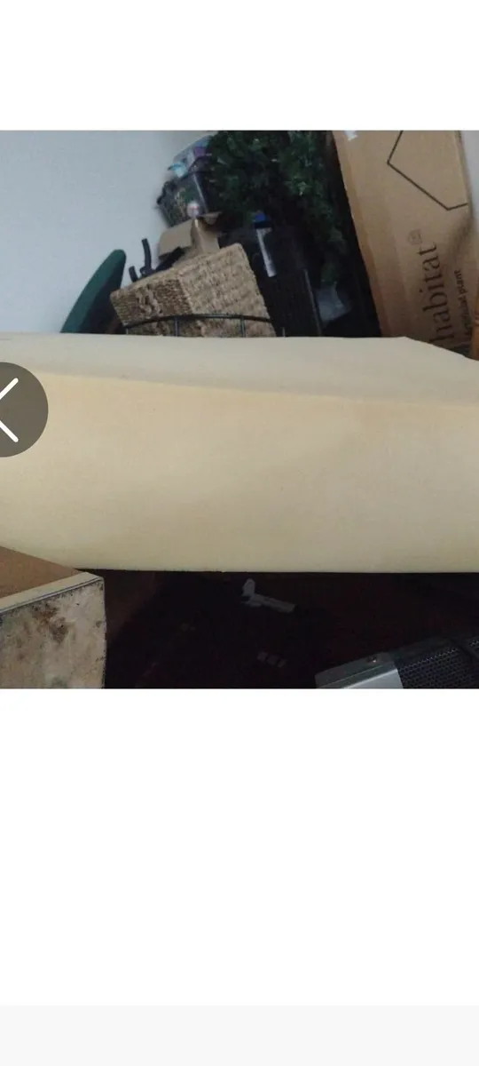 New large piece firm upholstery foam - Image 1