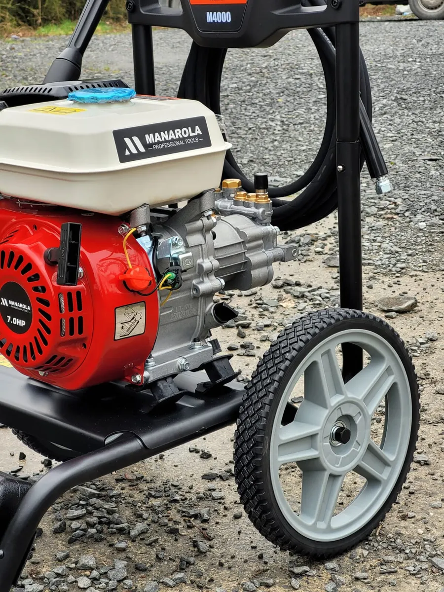 Manarola 7HP Petrol Power Washer - Image 2