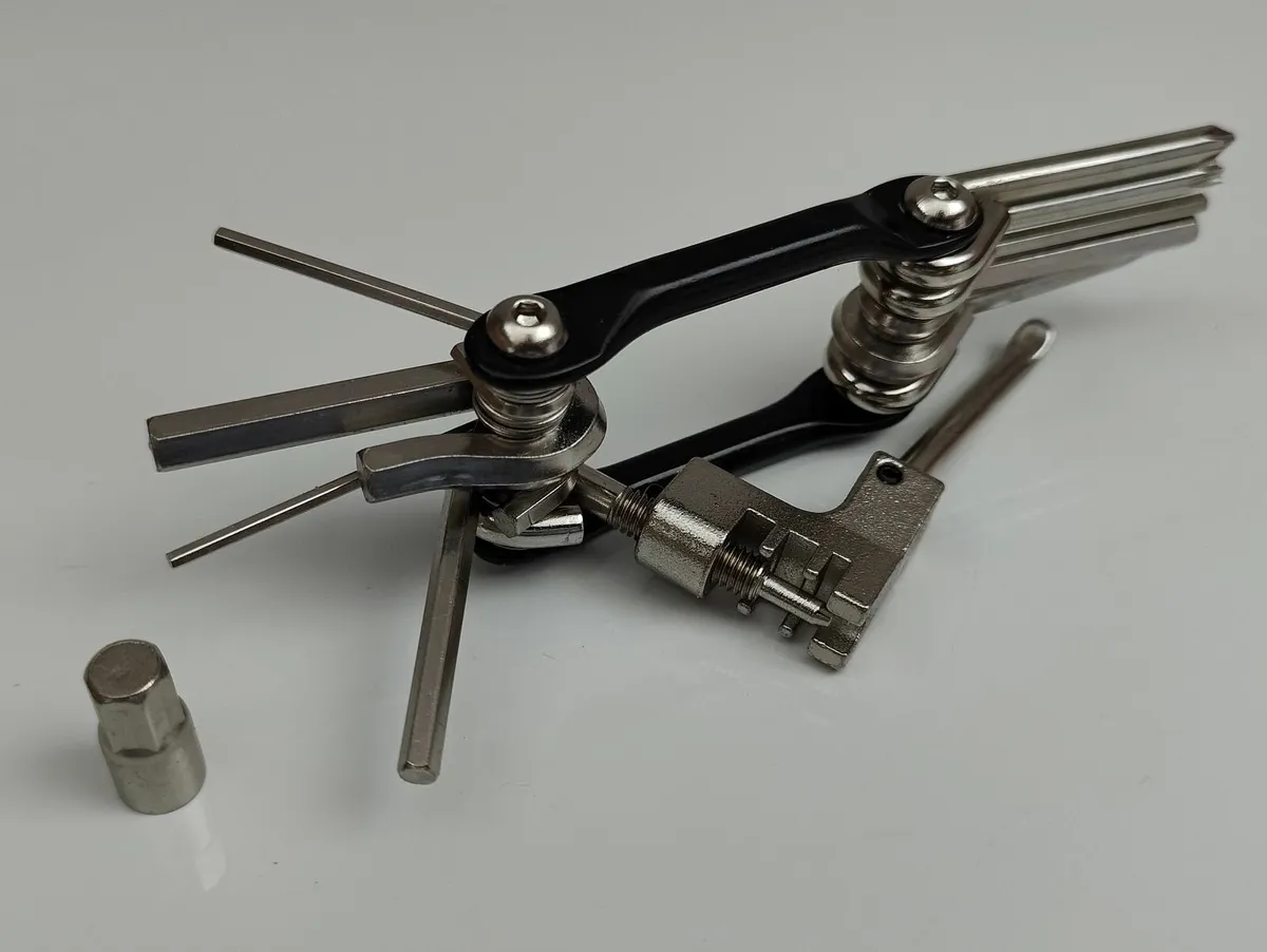 BICYCLE MULTI-TOOL - Image 1