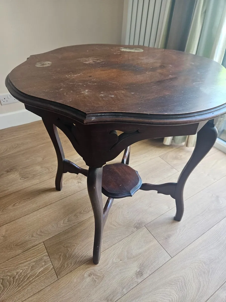 Small table - Image 1