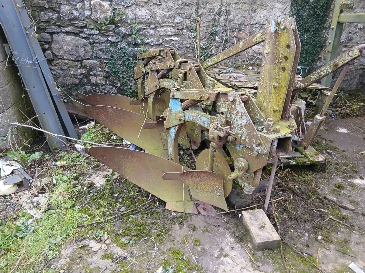 Ford Ransomes + Massey Ferguson Ploughs - Image 1