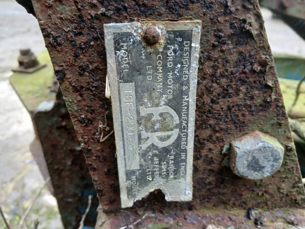 Ford Ransomes + Massey Ferguson Ploughs - Image 3