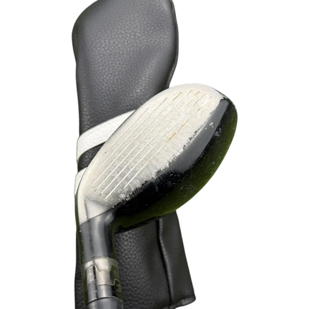 Titleist 910H Hybrid / #4 24° / Stiff - Image 4