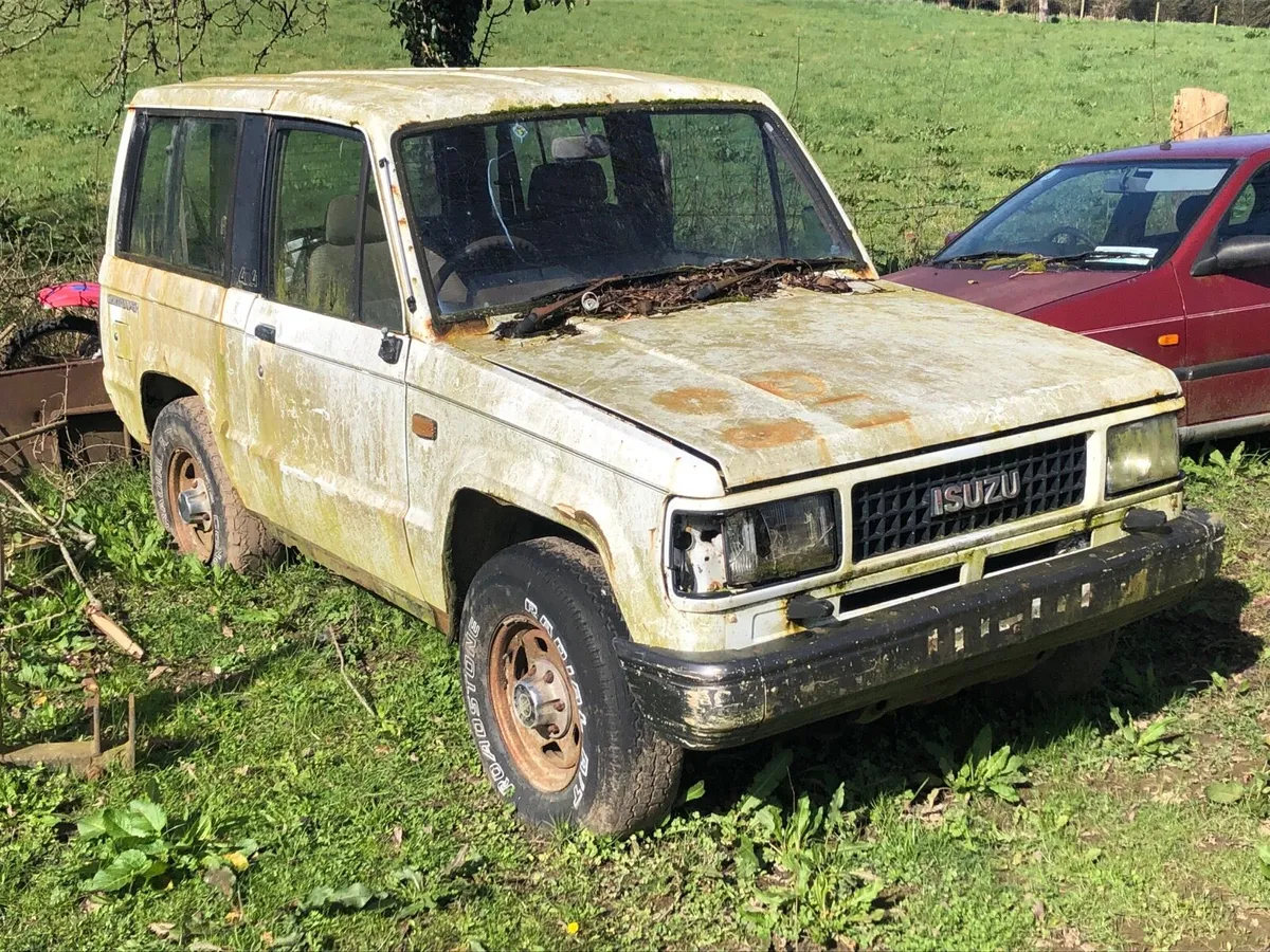 89 Isuzu Trooper x2 - Image 3