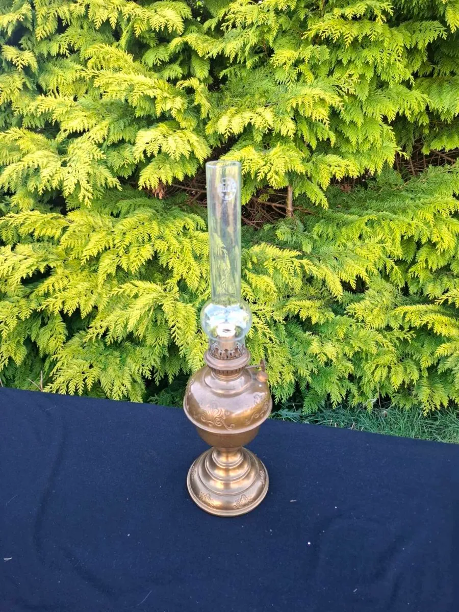 Brass working prafin lamp postage possible - Image 1