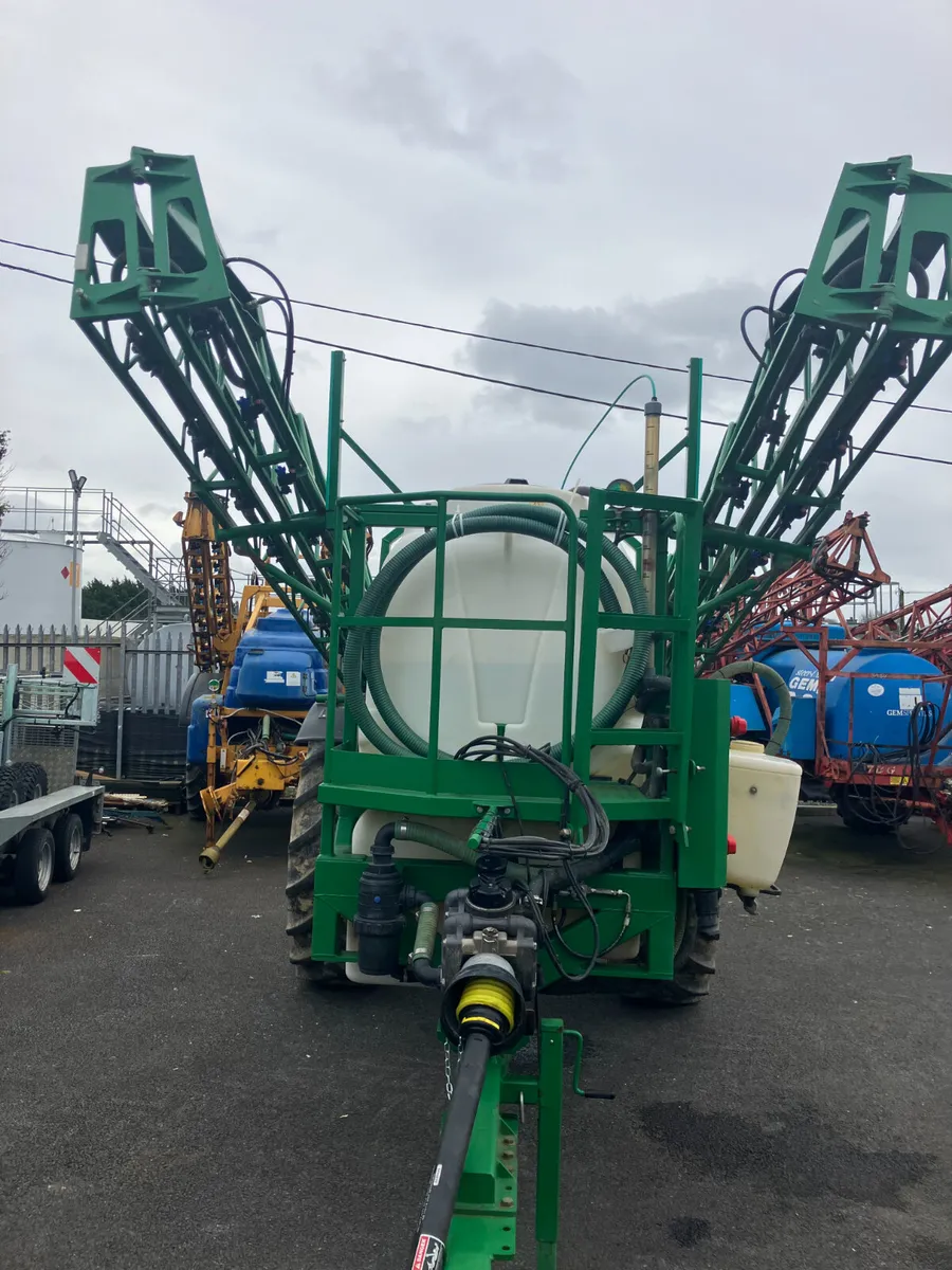 SPRAYER FOR SALE - Image 1