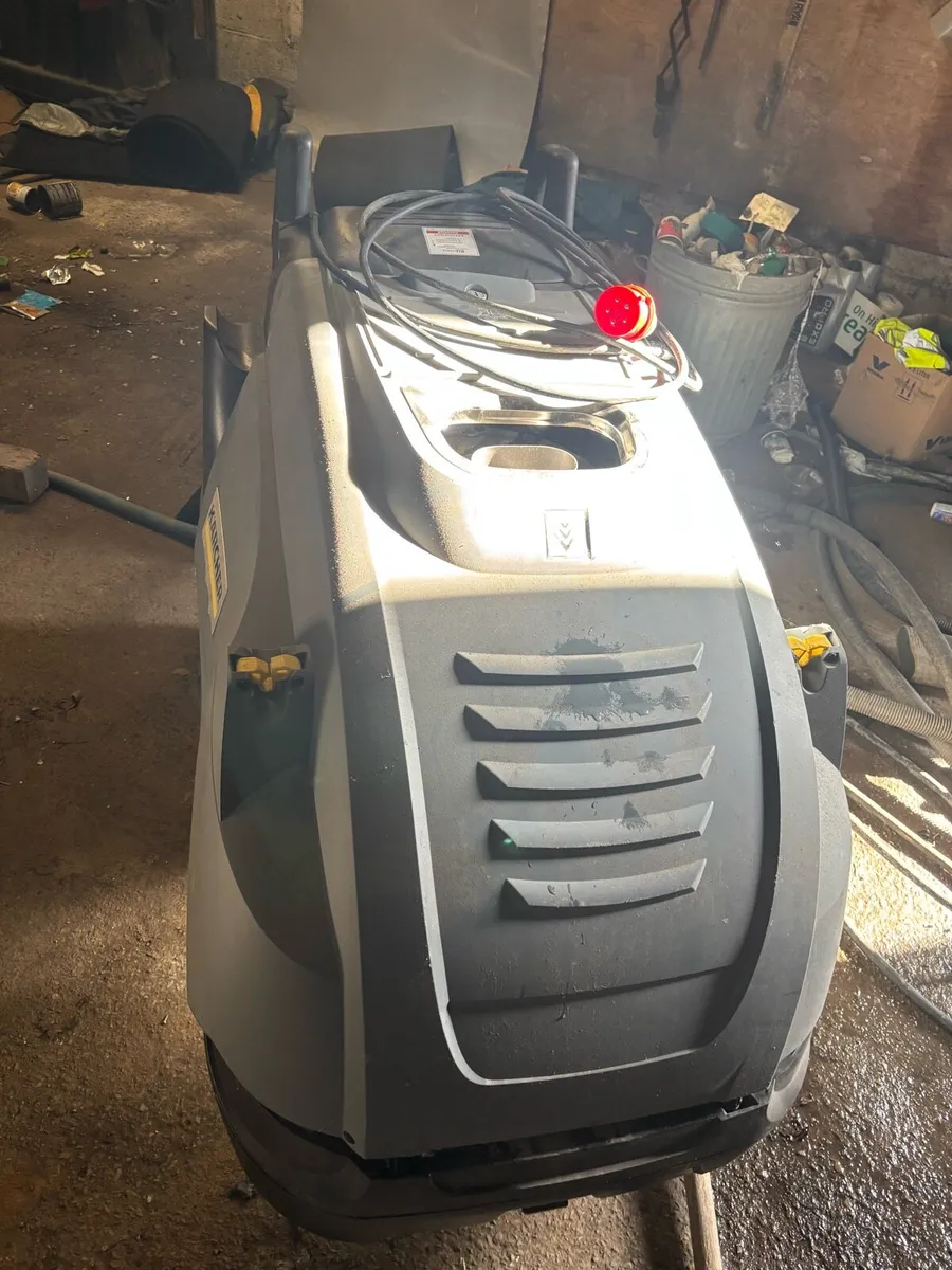 KARCHER 3 PHASE POWERWASHER - Image 1
