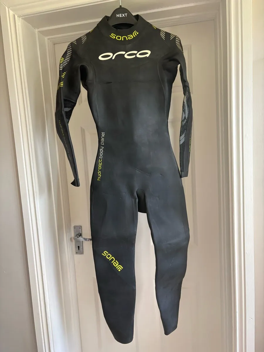 Orca men’s wetsuit - Image 1