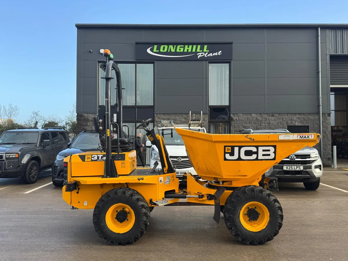 JCB 3TON SWIVEL DUMPER - Image 3