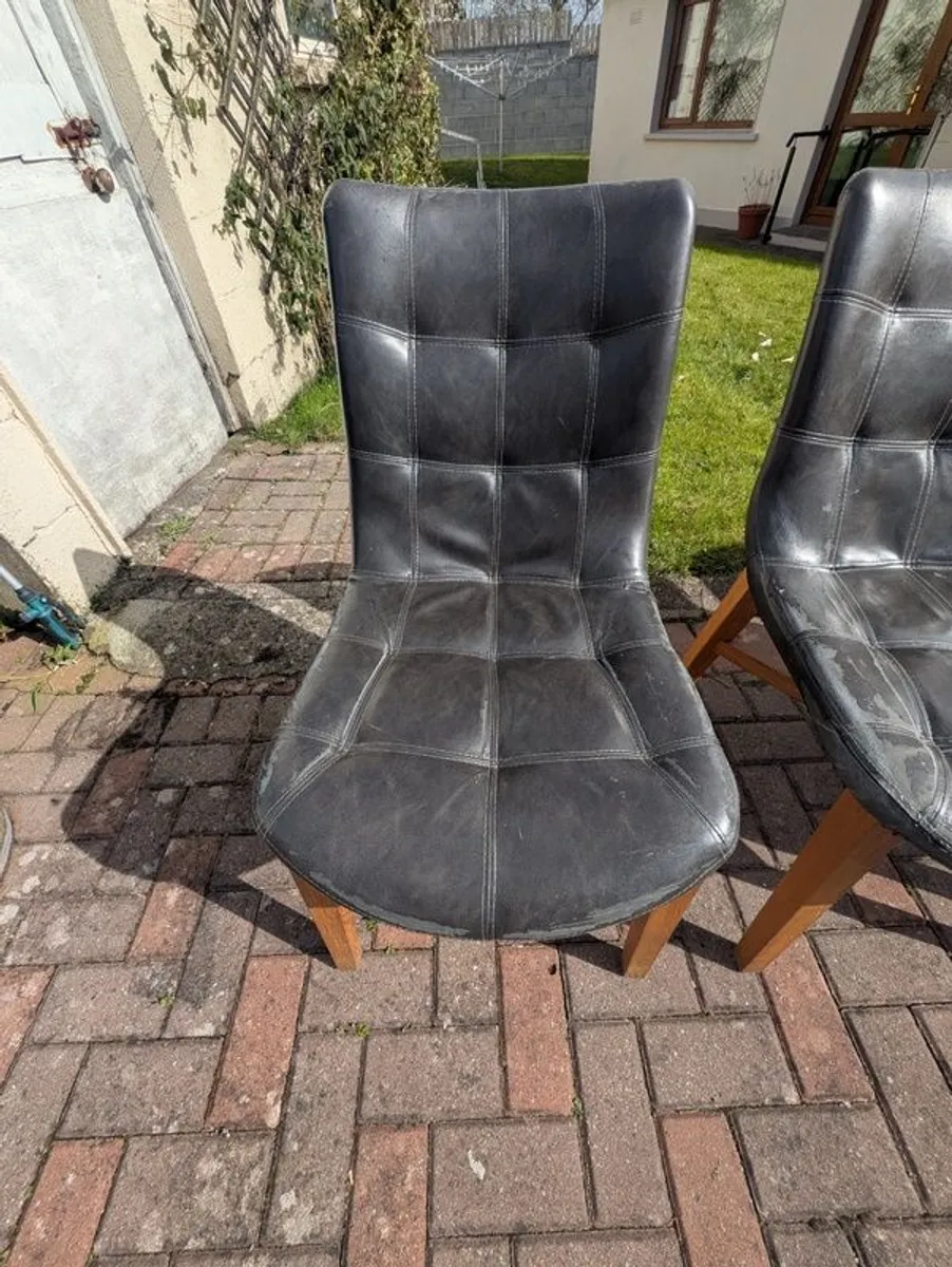 6 Dining Chairs - Image 2