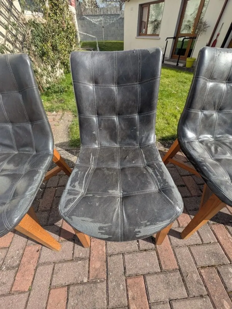 6 Dining Chairs - Image 3