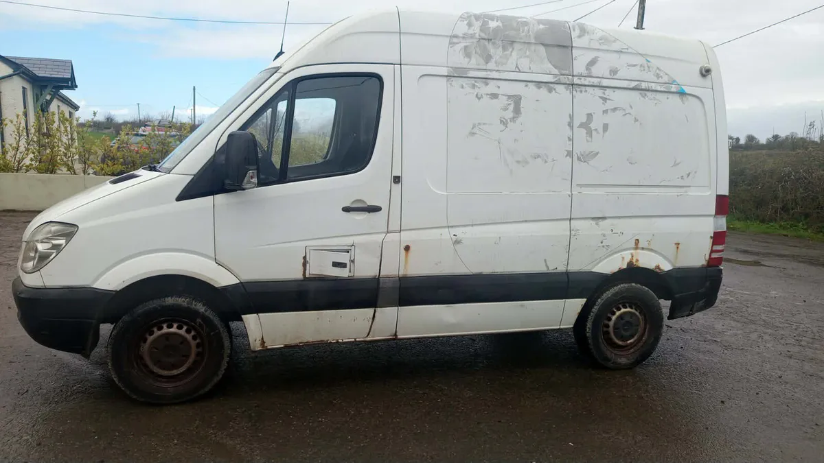2013 MERCEDES SPRINTER 2.1 DIESEL FOR BREAKING - Image 3