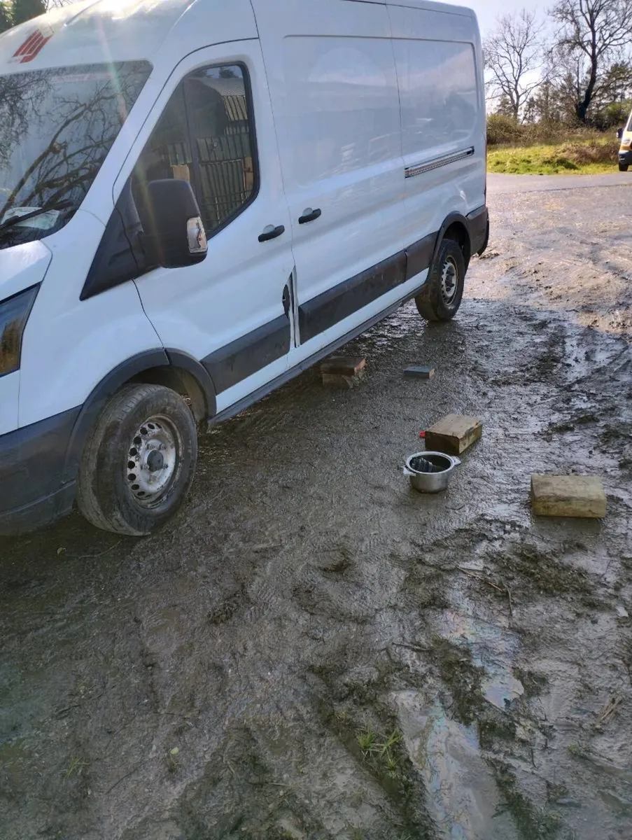 Ford transit van - Image 3