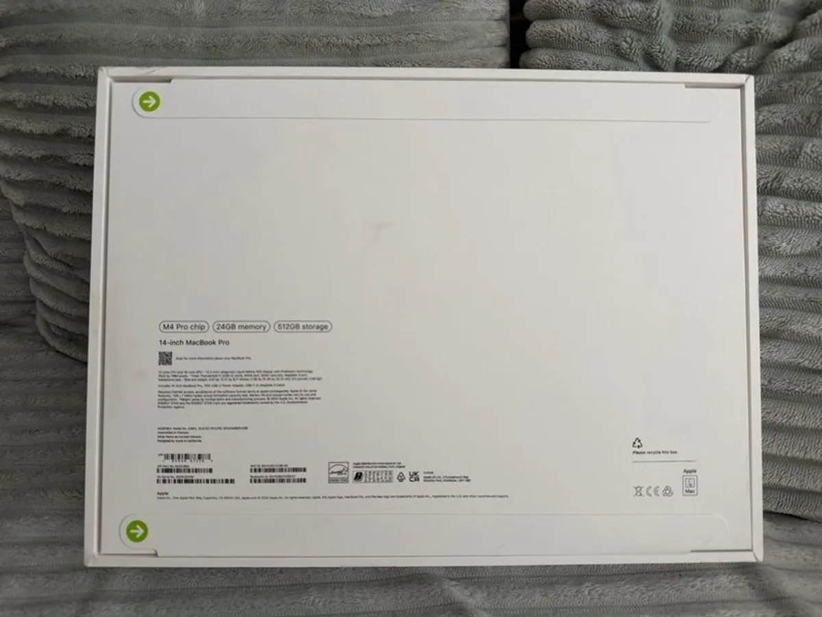 MacBook Pro 14.2 inch 24GB unified memory 512GB SSD - Image 3