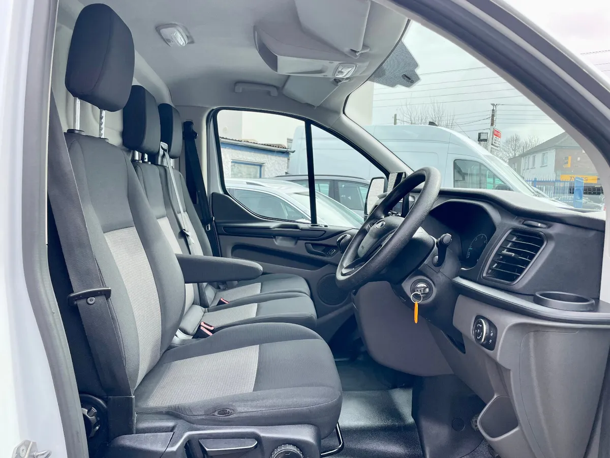 Ford Transit Custom 300L2 2.0TDCI 130BHP LWB,2023 - Image 4
