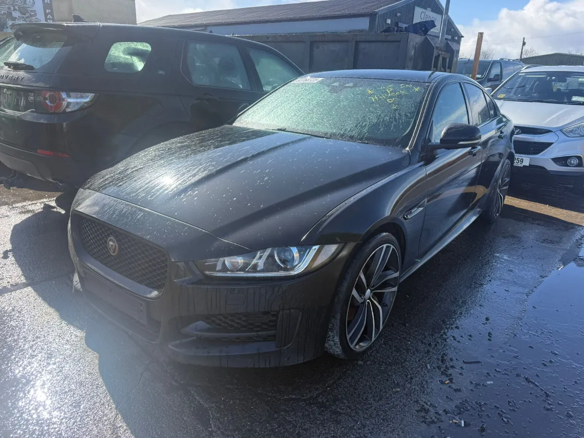 2016 JAGUAR XE  R-SPORT D AUTO FOR BREAKING! - Image 1