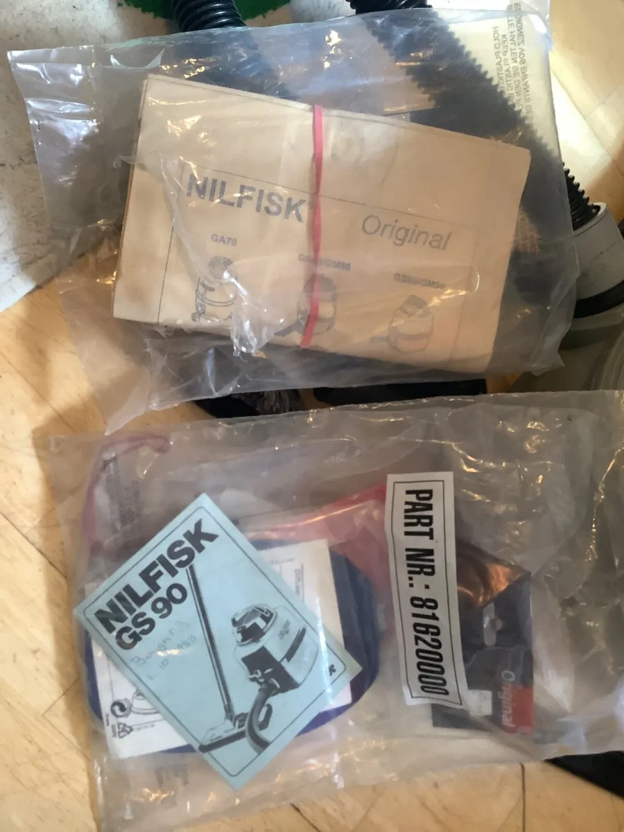 Nilfisk GS90 vacuum cleaner - Image 4