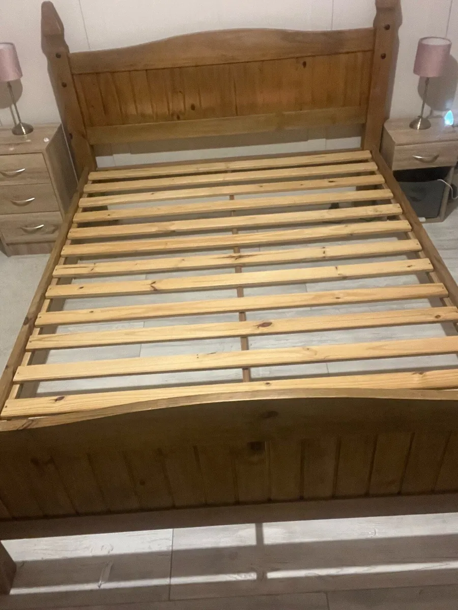 King size bed frame - Image 2