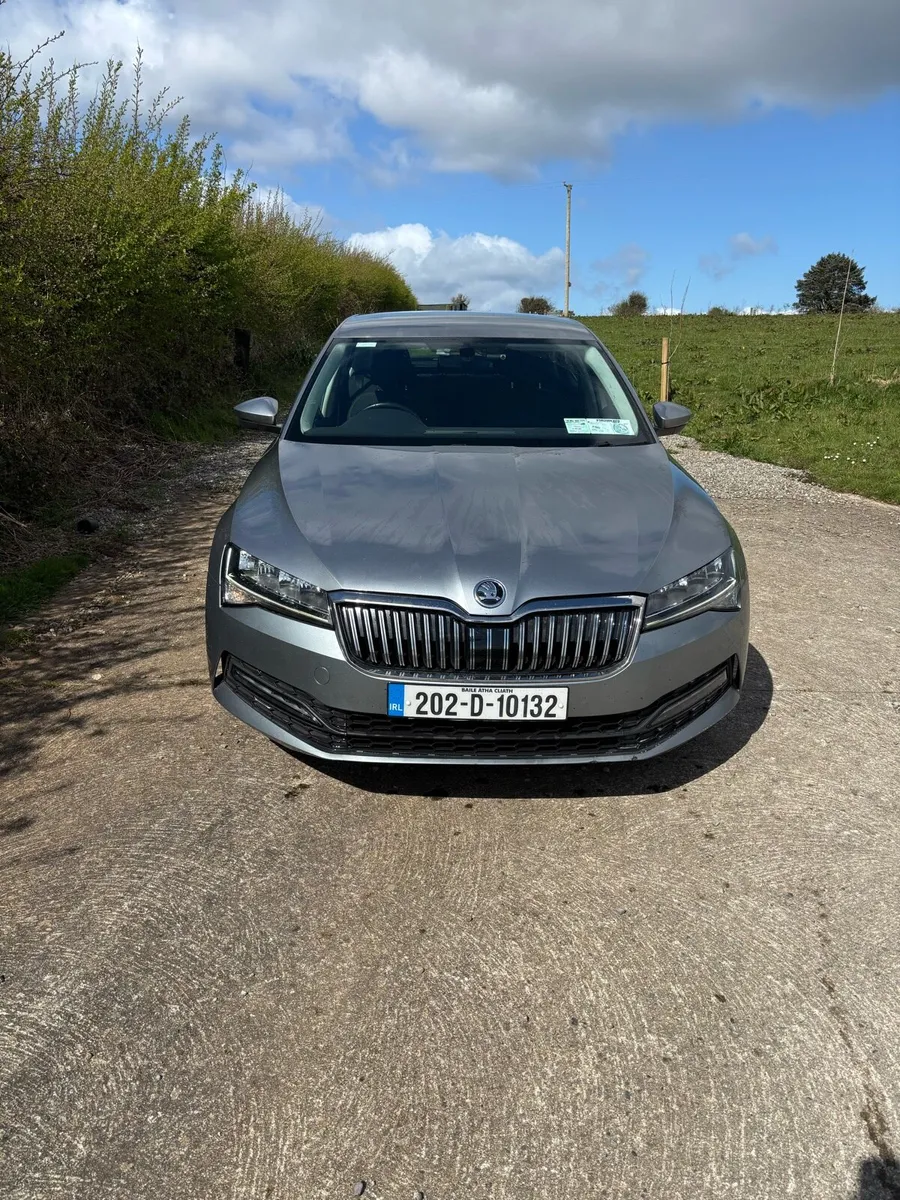 Skoda Superb - Image 2