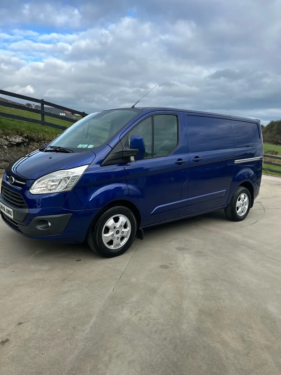 Ford Transit custom Limited 270 - Image 1