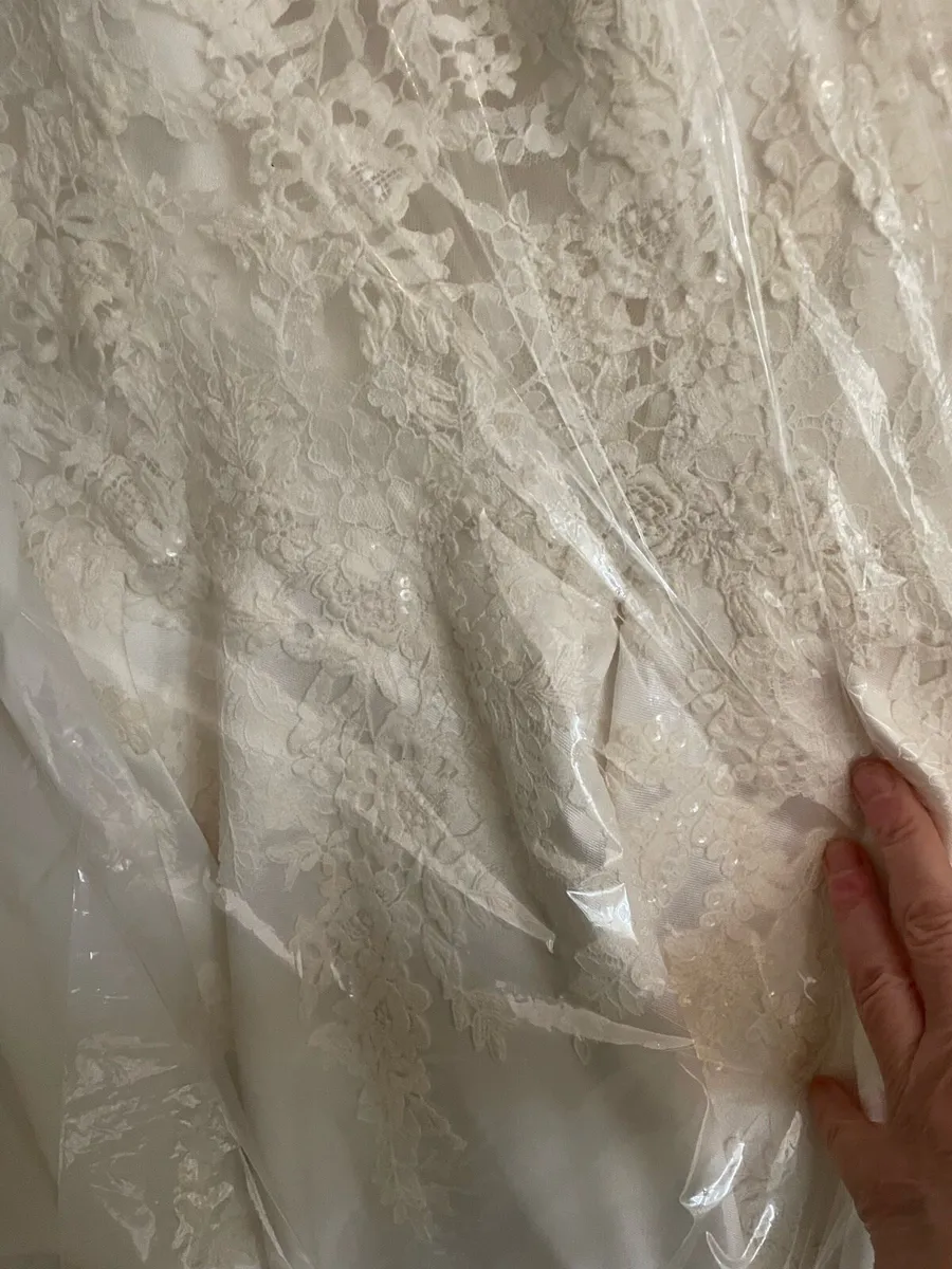 Wedding Dresses x 3 - Image 2