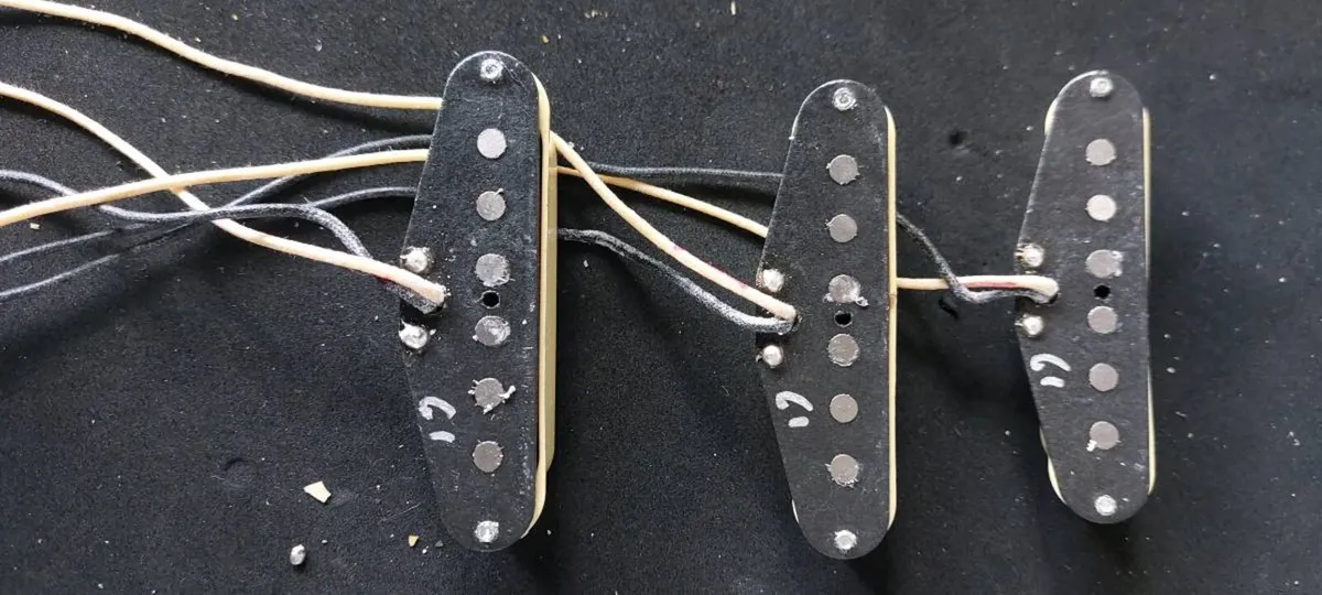 Fender vintage 61 pickups - Image 4