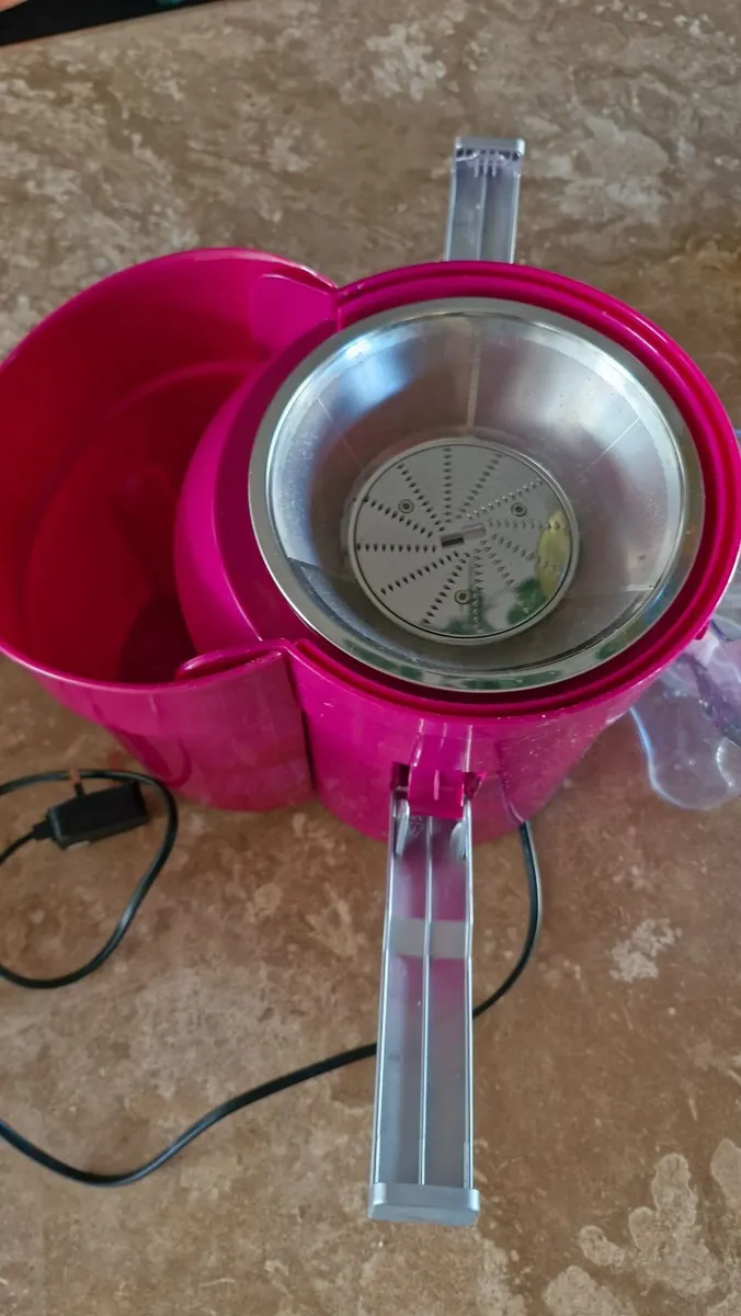 Silver Crest Juicer - Image 2