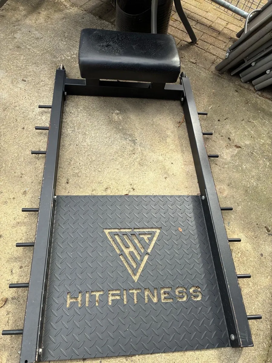 Hit fitness belt squat machine