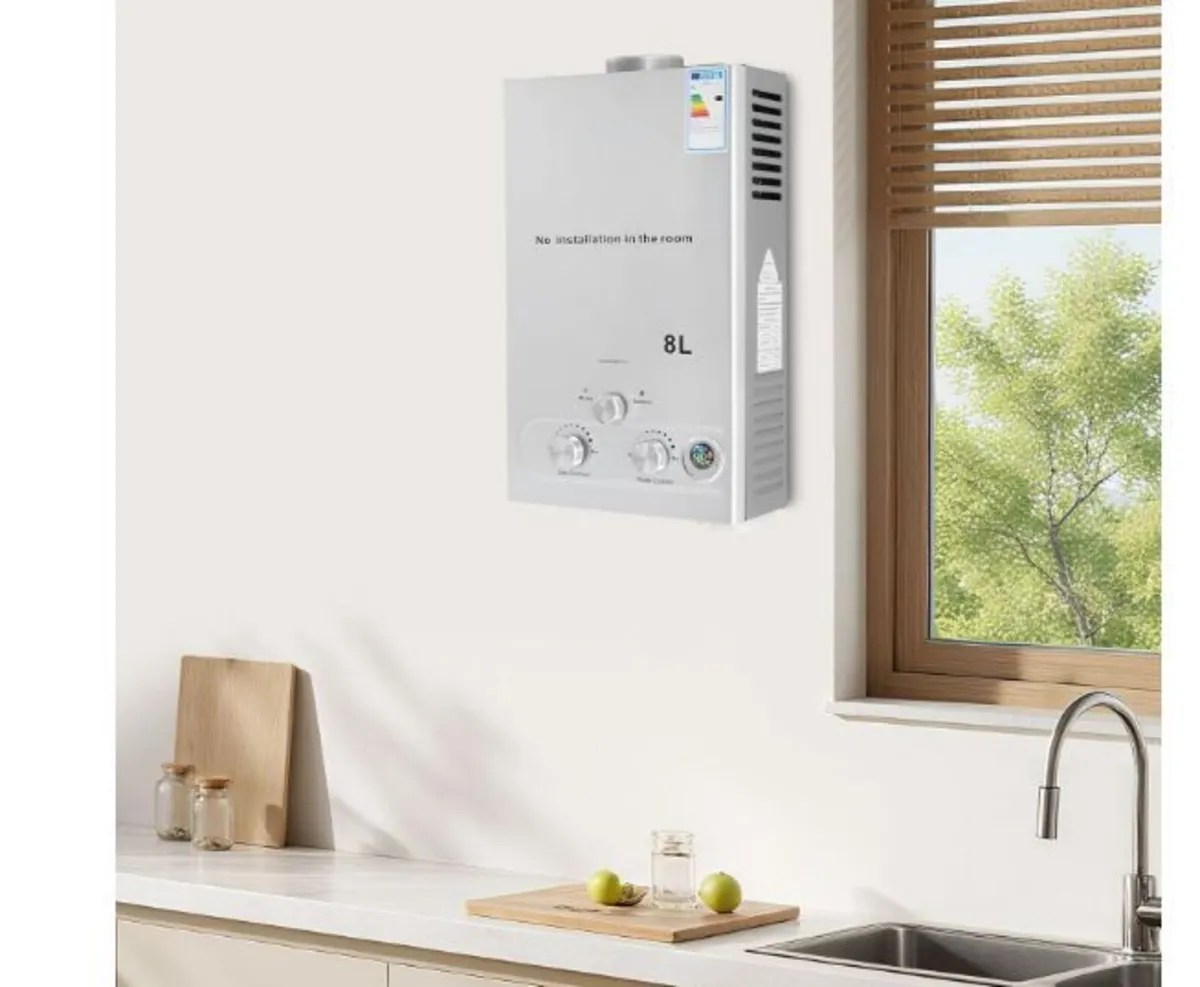 Gas Instantaneous Water Heater 8 L, 18 KW LPG - Image 1