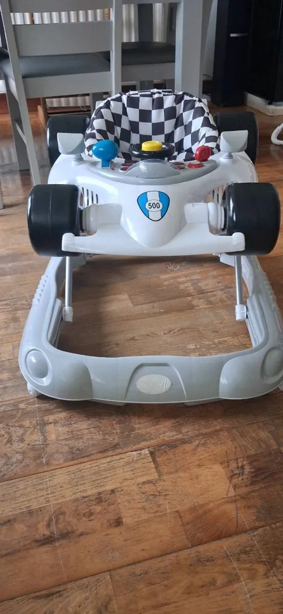 Baby walker - Image 1