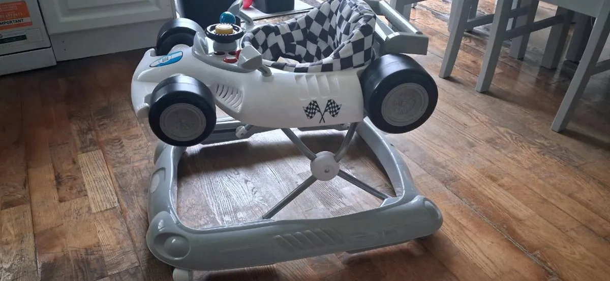 Baby walker - Image 4