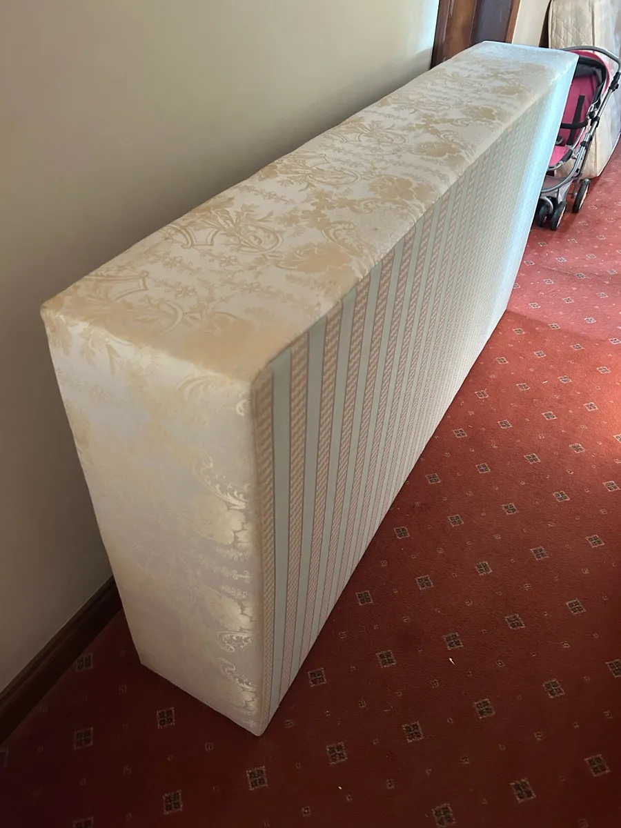 Single bed and mattress - Image 3