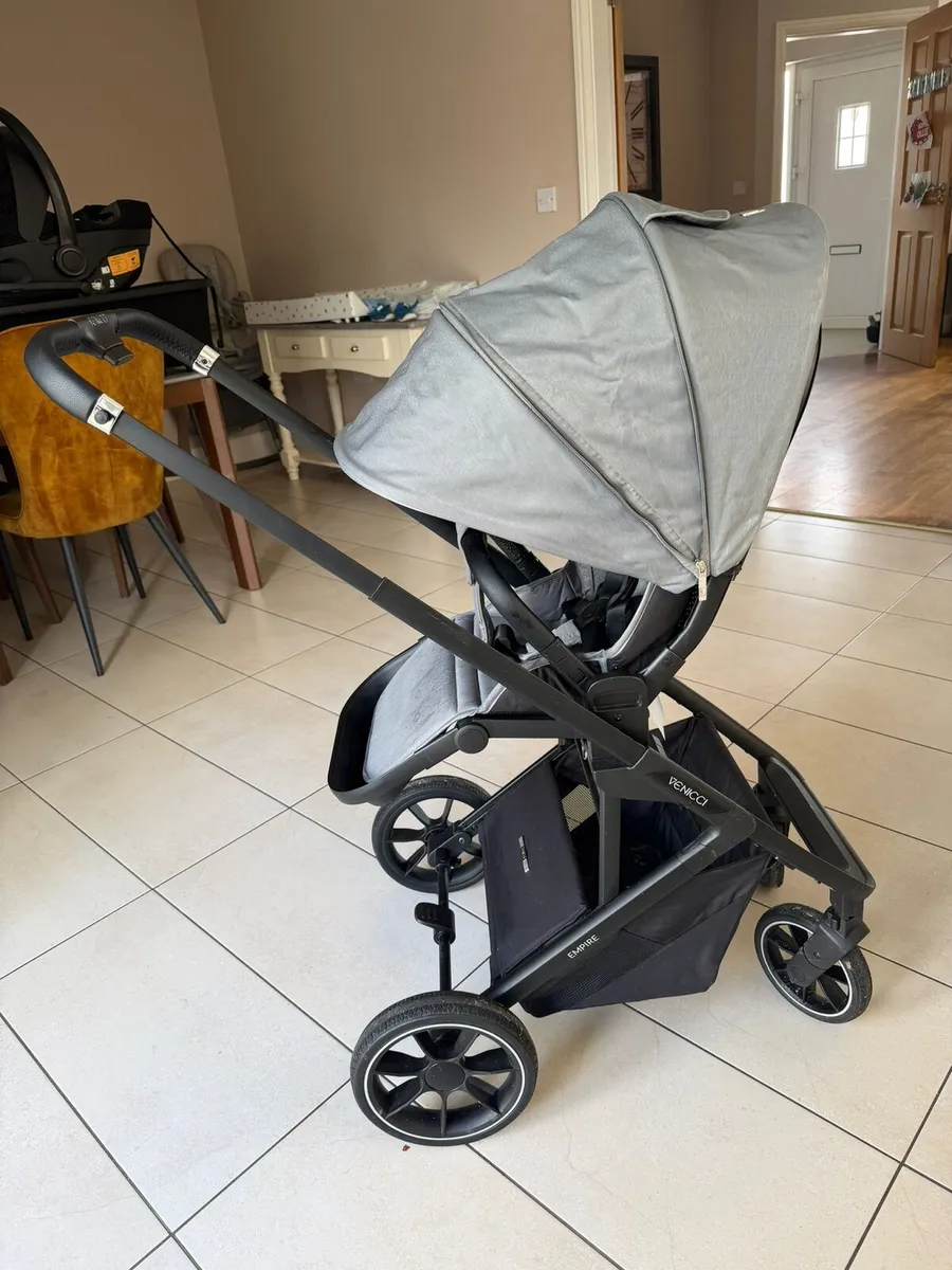 Travel system - Image 1