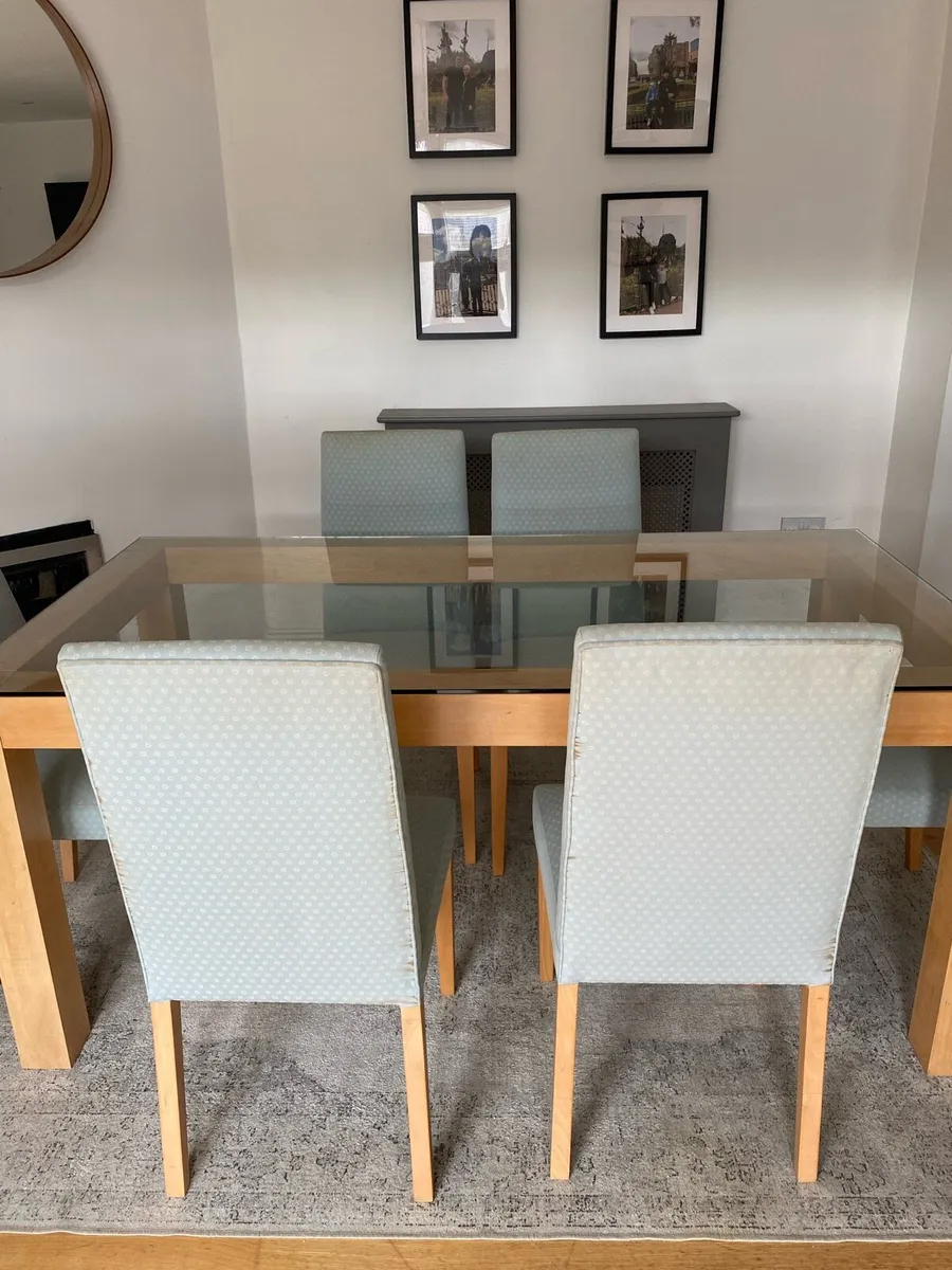 Dining table & chairs - Image 2