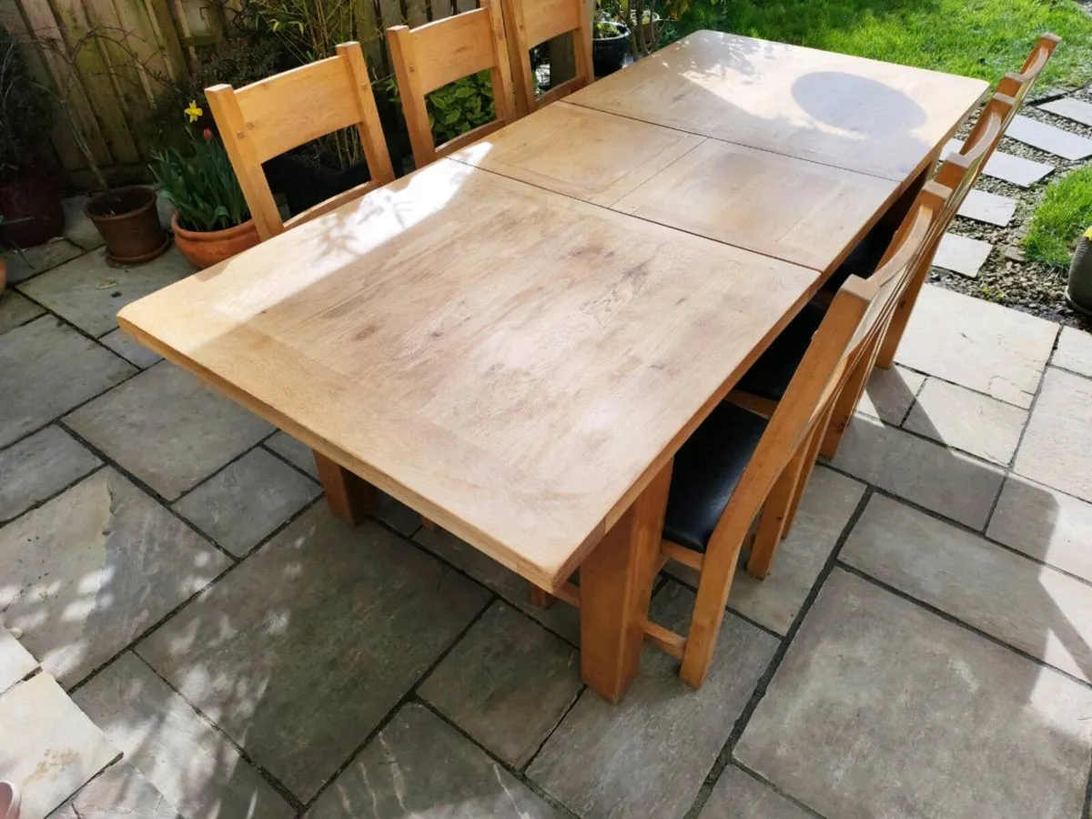 Large oak table - Image 3