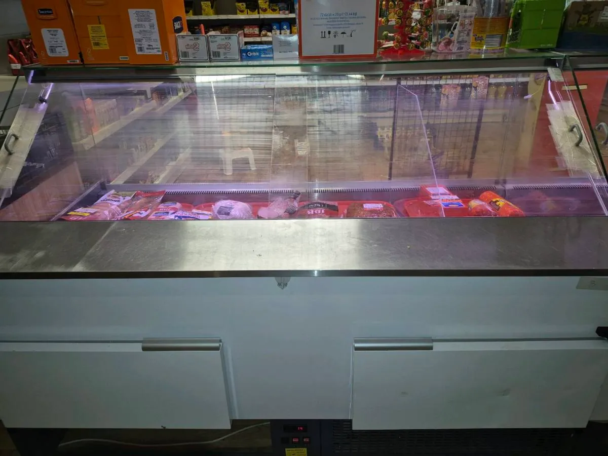 Deli display counter - Image 2