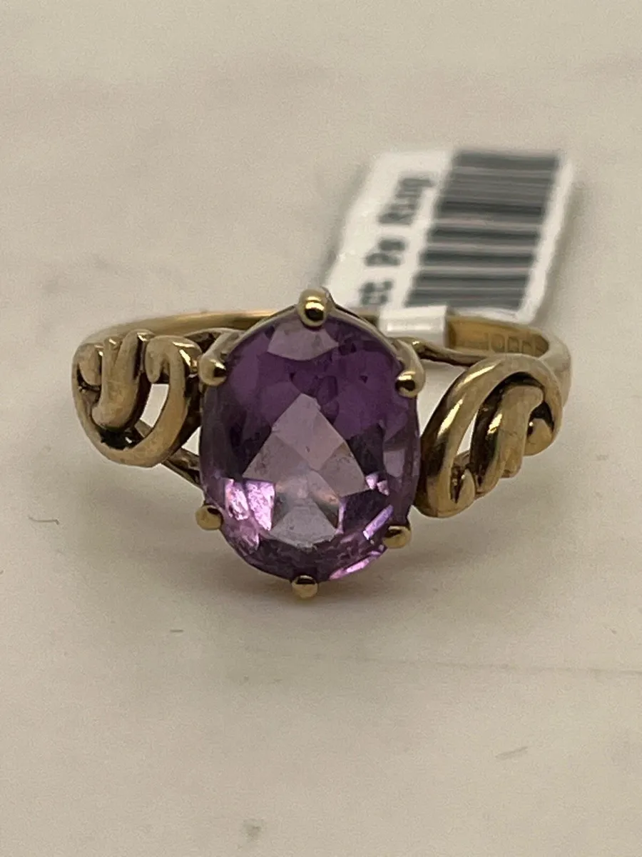 9k gold purple stone ring. - Image 1