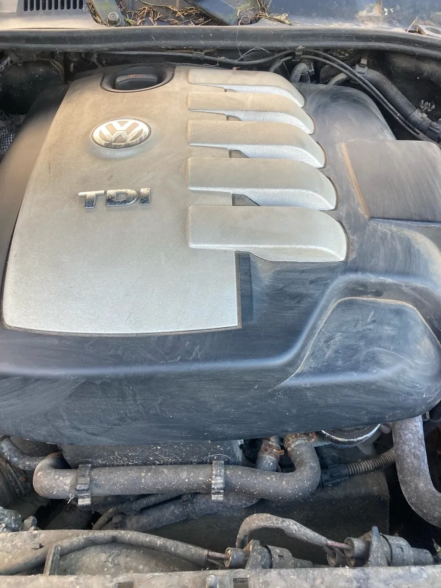 Volkswagen Touareg - Image 4