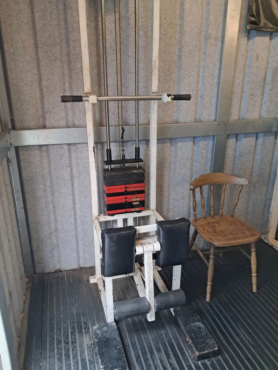 Standing hamstring curl