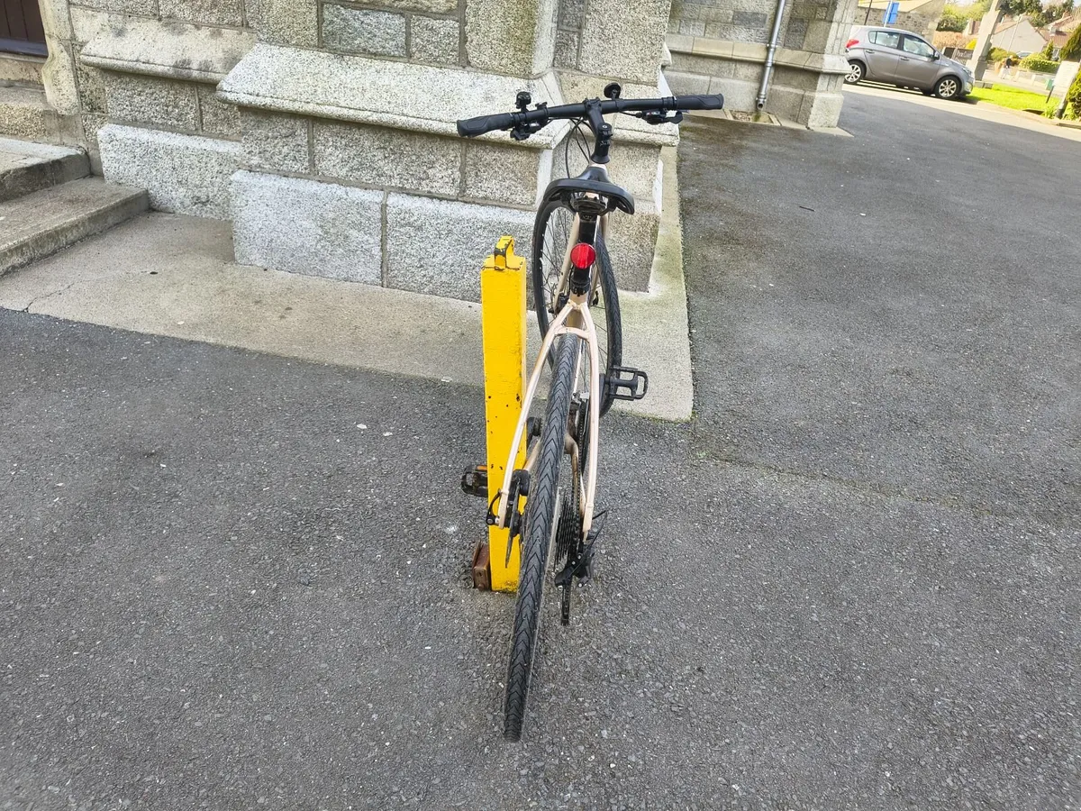 Giant Escape 1 - Image 4