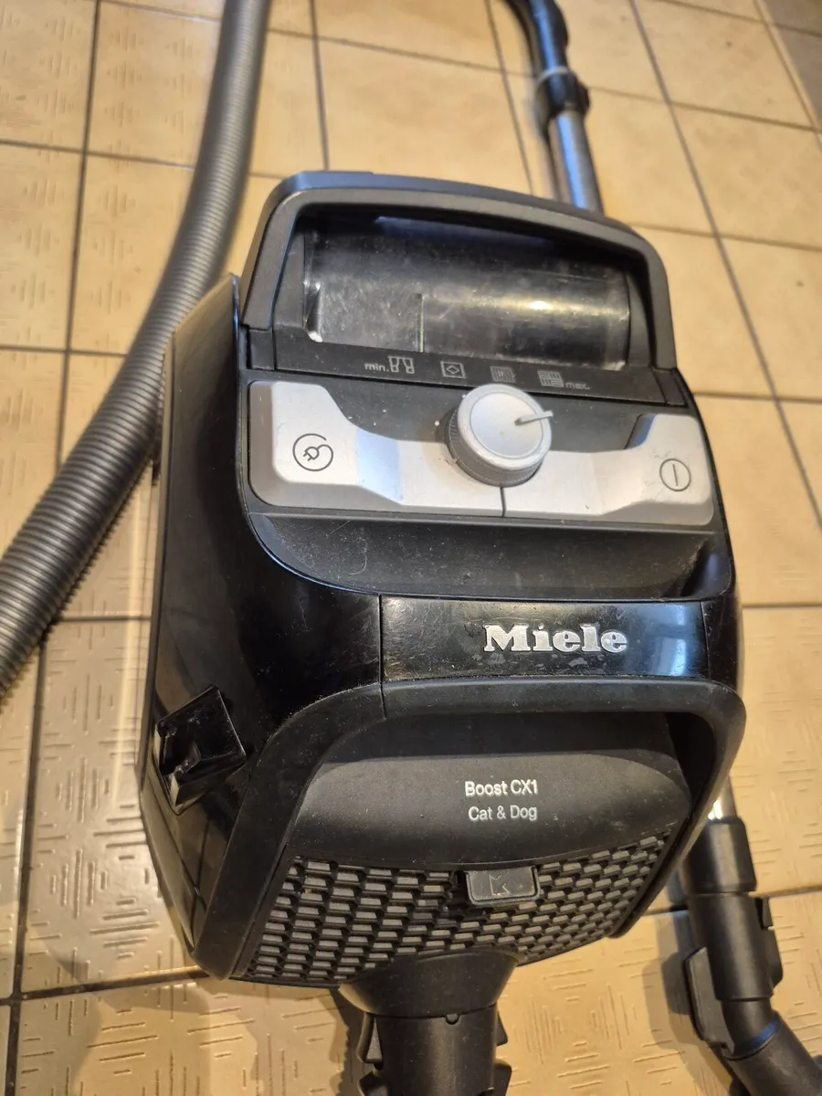 Miele hoover - Image 1